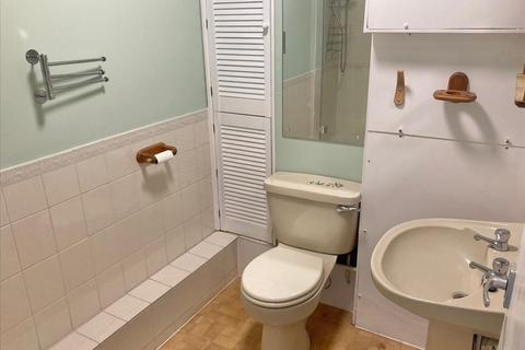 1 bedroom flat to rent, Staines Road West, Ashford, Middlesex, TW15