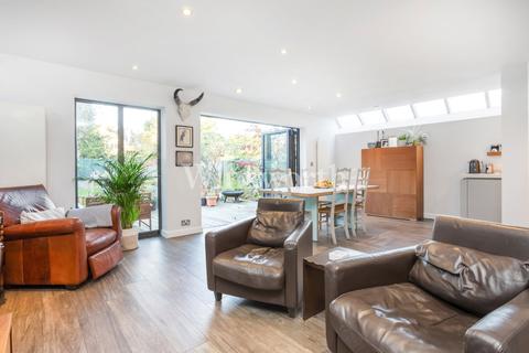 49 Selborne Road, London, N14 7DD