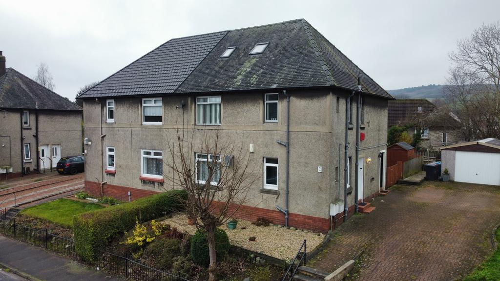 Levern Crescent, Barrhead G78 2 bed flat £79,950