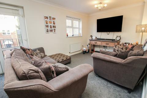 6 Dillywood Fields, Rochester, ME3 8EY