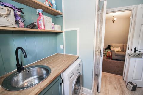 6 Dillywood Fields, Rochester, ME3 8EY