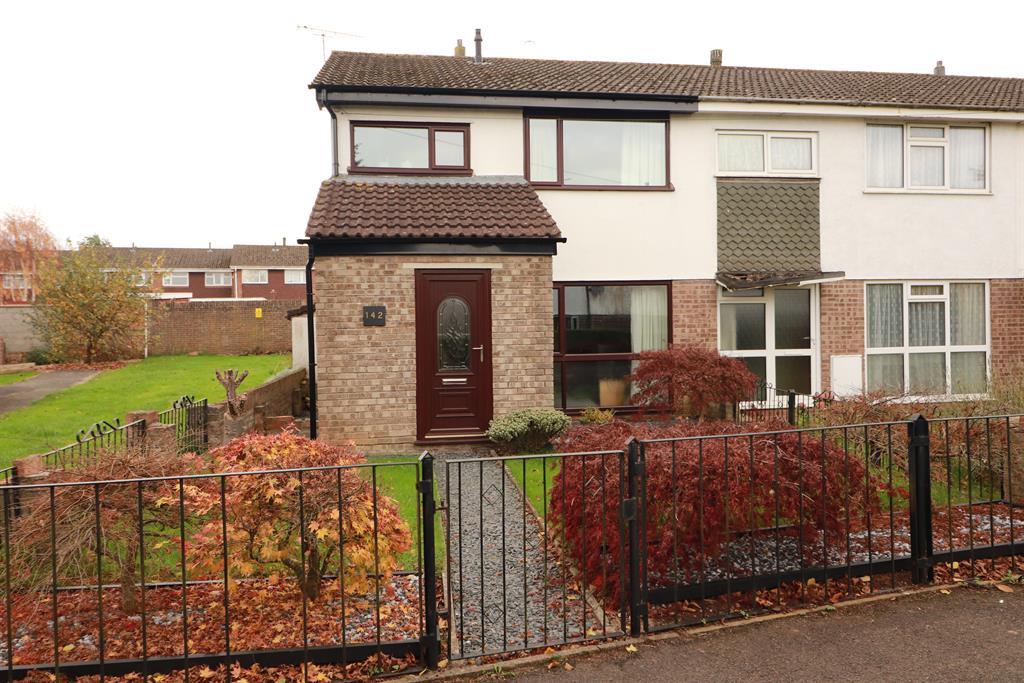 Bredon, Yate, Bristol, BS37 8TF 3 bed end of terrace house £270,000