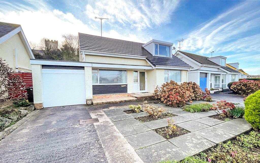 Marlborough Drive, Rhos on Sea... 3 bed bungalow £300,000