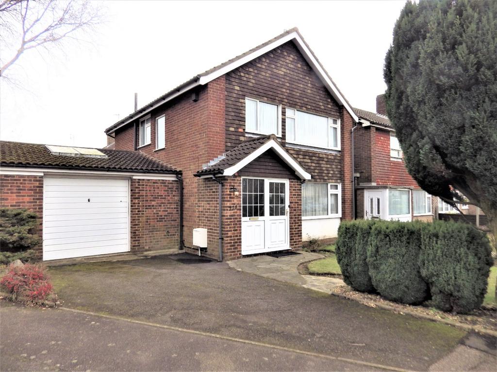 Birchen Grove, Luton, Bedfordshire, LU2 4 bed detached house £425,000