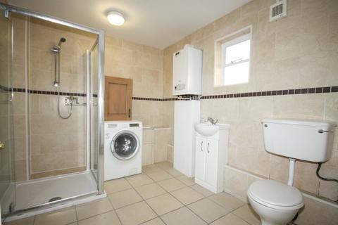 1 bedroom flat to rent, West Street, Sittingbourne