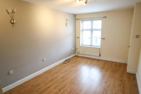 2 bedroom mews to rent, Brotherton Way, Newton-Le-Willows, Merseyside, WA12 9WS