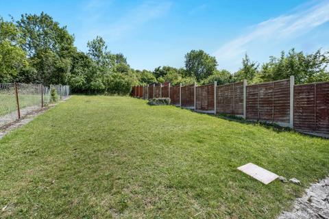 undefined, Desborough Avenue, Hp11