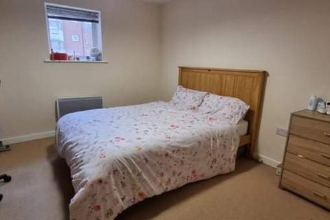 24 Terret Close, Walsall, WS1 1EG