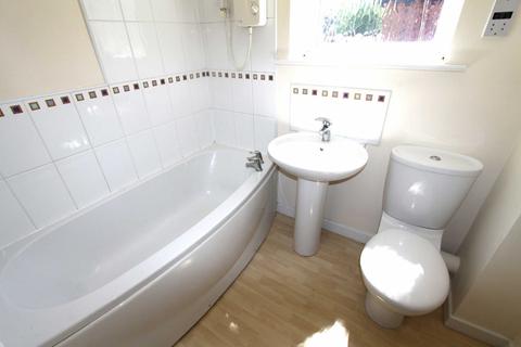 24 Terret Close, Walsall, WS1 1EG
