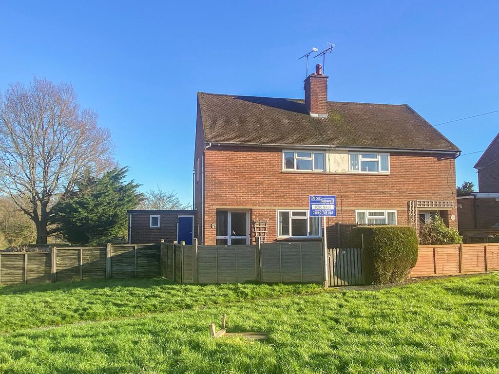 Chain Free in Hawkhurst 2 bed semidetached house £325,000