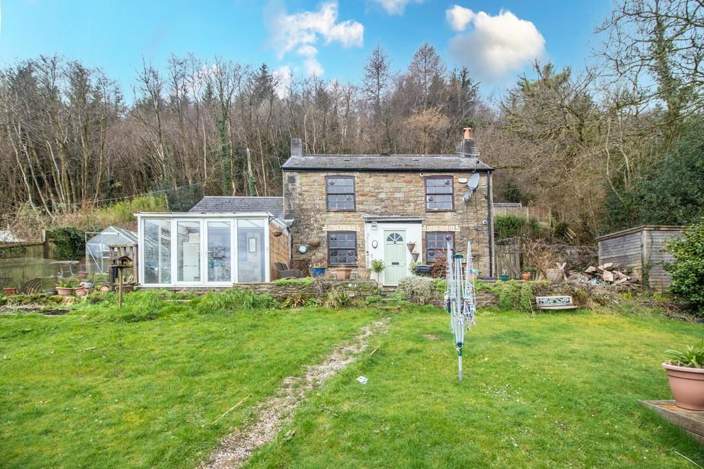 Main Road, GwaelodyGarth 3 bed detached house £450,000
