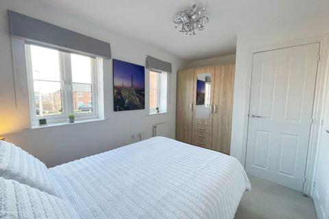 14 Hankinson Road, Warwick, CV34 5NF