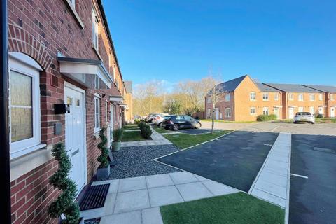 14 Hankinson Road, Warwick, CV34 5NF