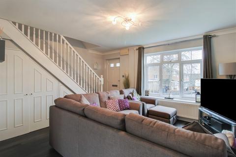 129 Avonmead, Greenmeadow, Swindon, SN25 3PS