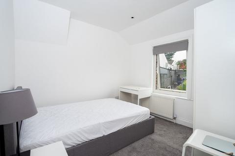 4 bedroom end of terrace house for sale - Dunmow Road, Bishop's Stortford