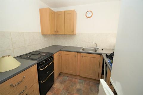 Studio to rent - Wykeham House, Millers Dale Close, Brownsover