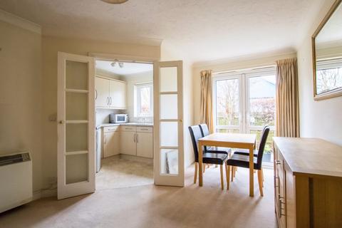 1 bedroom retirement property for sale, Cwrt Jubilee, Plymouth Road, Penarth.