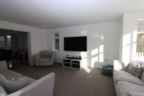 75 Centenary Way, Threemilestone, Truro, TR3 6FH