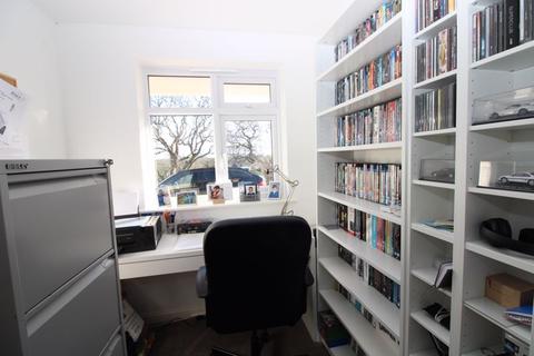 75 Centenary Way, Threemilestone, Truro, TR3 6FH