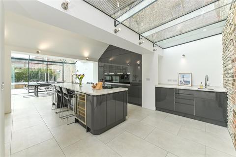 5 bedroom house for sale, Ambrose Place, Worthing, BN11