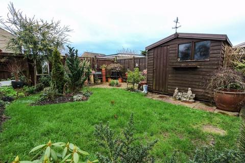 19 Bryant Gardens, Clevedon, BS21 5HD