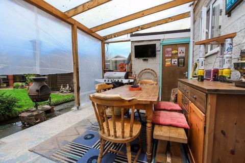 19 Bryant Gardens, Clevedon, BS21 5HD