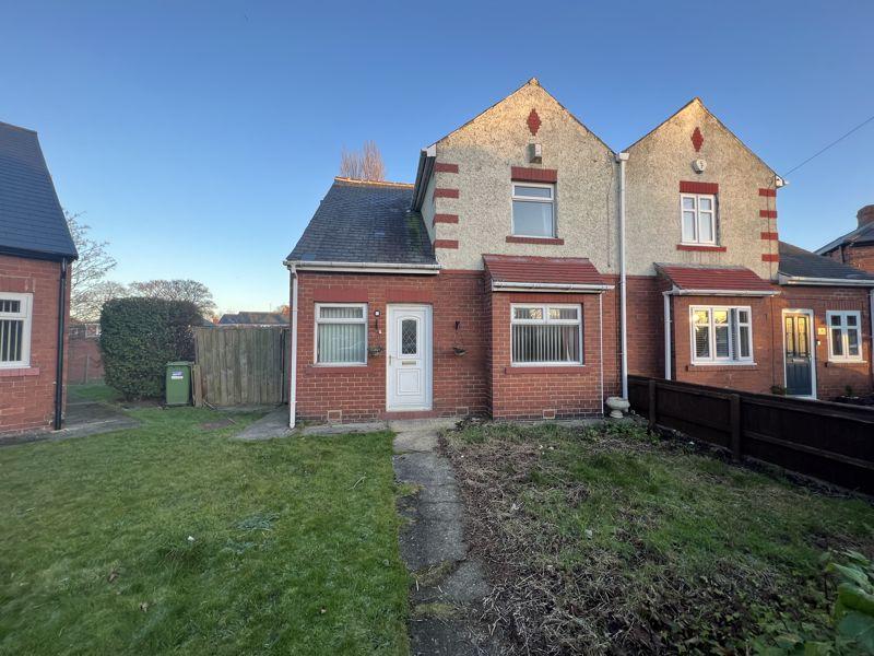 Laburnum Gardens, Jarrow 3 bed semidetached house £145,000
