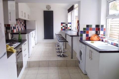 5 bedroom terraced house to rent - 353 Sharrowvale Road