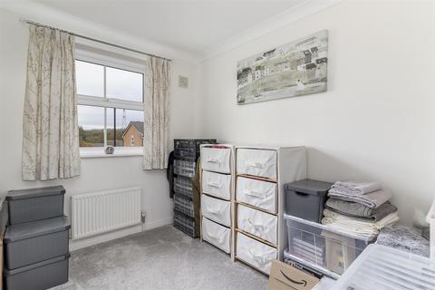 17 Burns Way, Harrogate, HG1 3NA