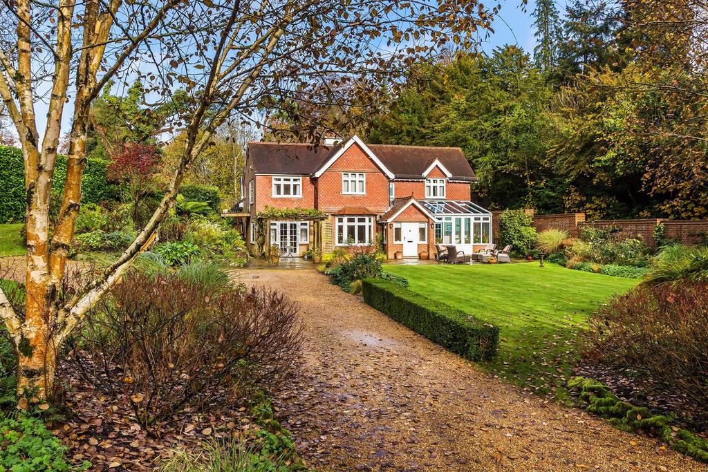House. partnership Holmbury St Mary