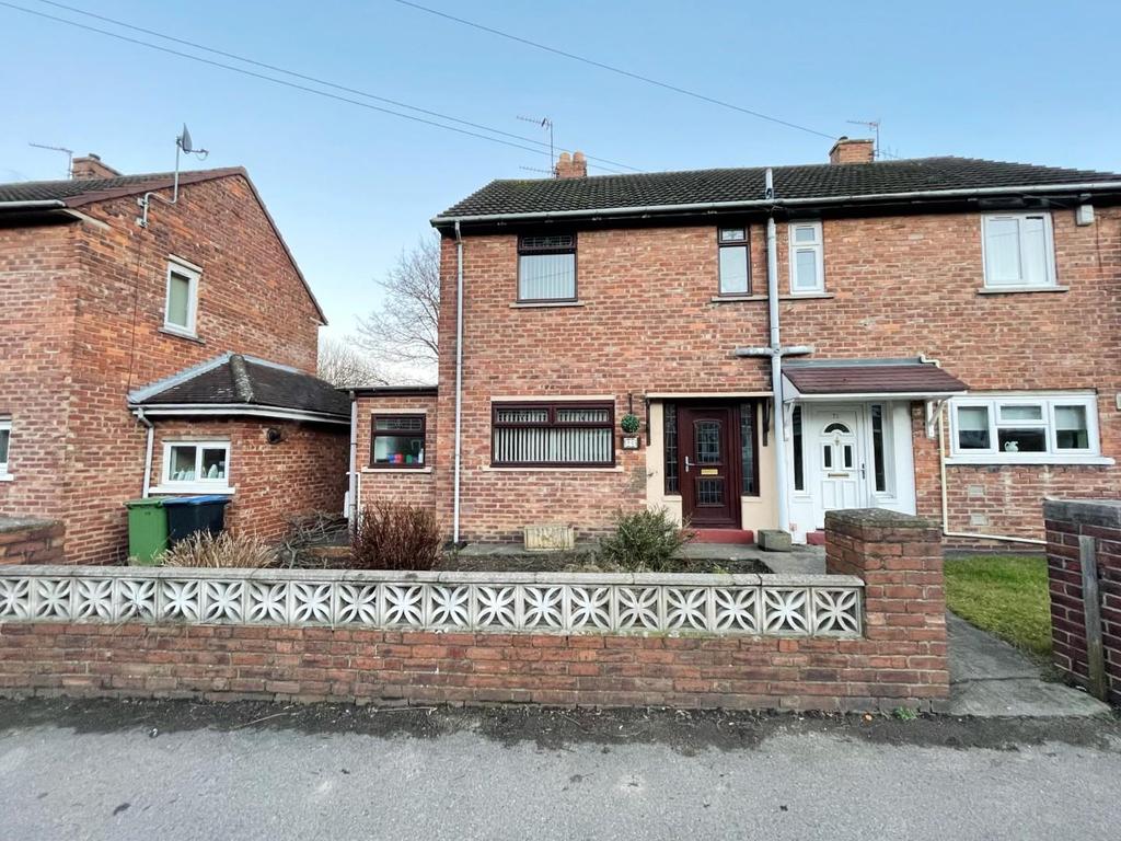 Oxclose Crescent, Spennymoor 2 bed semidetached house £69,995