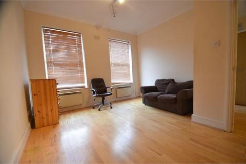 2 bedroom flat to rent, Daws Lane, Mill Hill, NW7