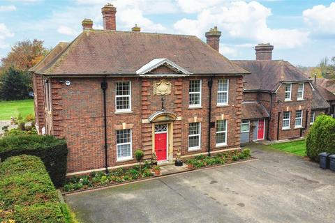 8 bedroom detached house for sale - Watling Street, Hinckley
