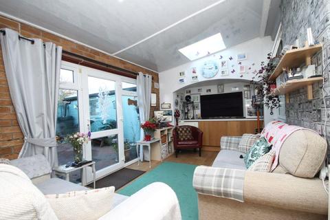 2 bedroom semi-detached bungalow for sale - West View, Wideopen, Newcastle Upon Tyne