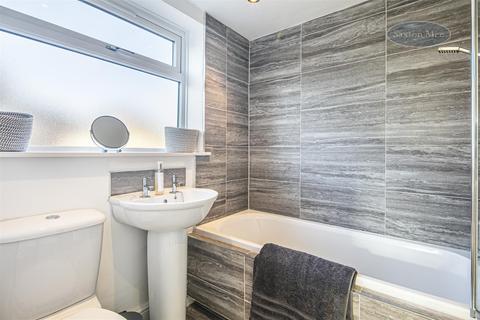 42 Goodison Crescent, Sheffield, S6 5HU
