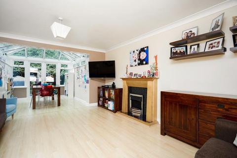 5 Cranbourne Towers, Ascot, SL5 8JE
