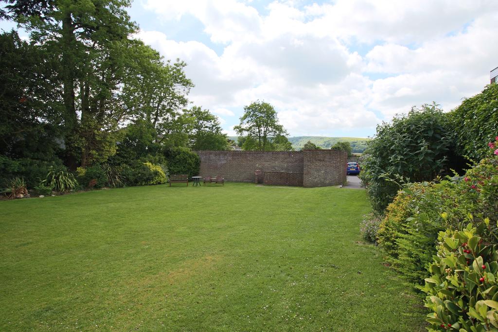 Communal Gardens