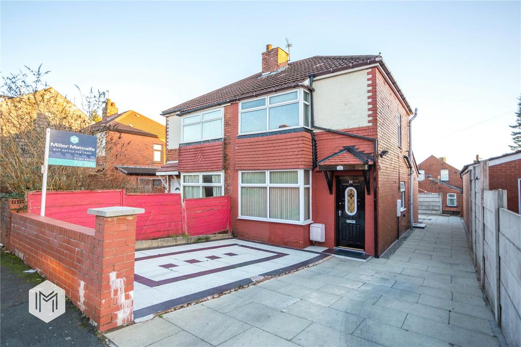 Bertrand Road, Heaton, Bolton, BL1 2 bed semidetached house £140,000