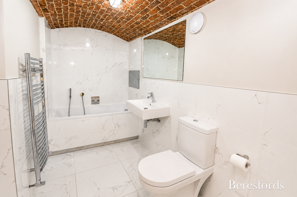 Apartment in London - View 2