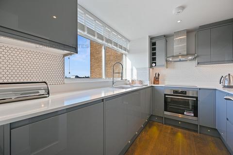 2 bedroom apartment for sale - Cobbs Hall, Fulham Palace Road, Fulham, SW6