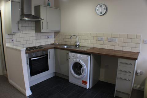 1 bedroom flat to rent, 49-57 High Street Droitwich Spa WR9 8EP