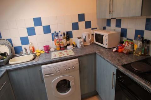 1 bedroom house to rent, Clarendon Road, Leeds