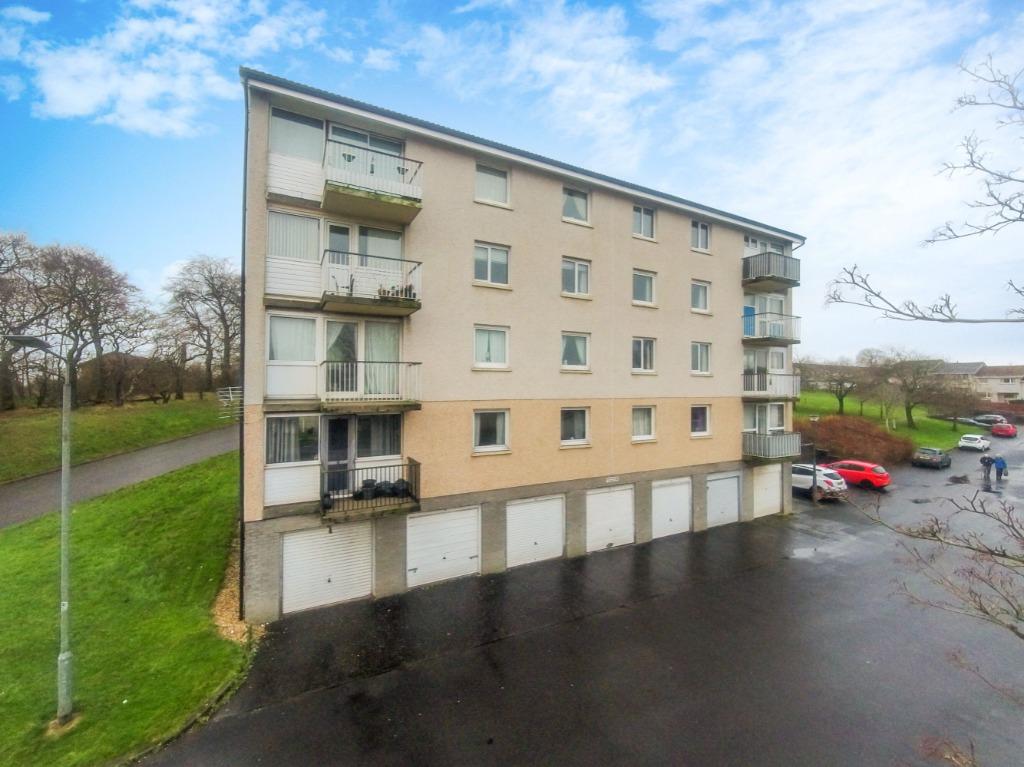 Kirriemuir, East Kilbride, Glasgow, G74 3PP 2 bed flat £65,000