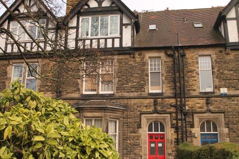 Holly Bank, Leeds