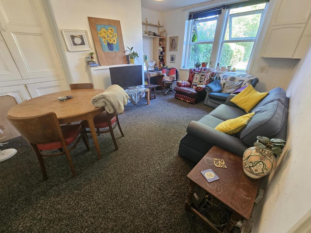 House in Leeds - View 2