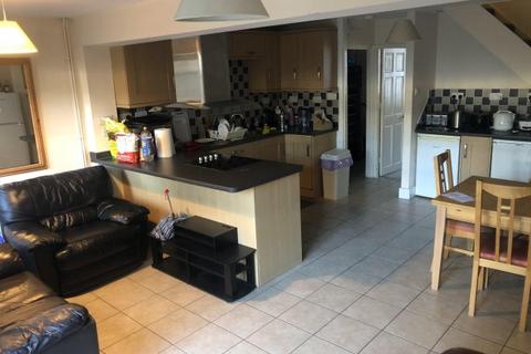 4 bedroom house share to rent, Saint Peter's Place