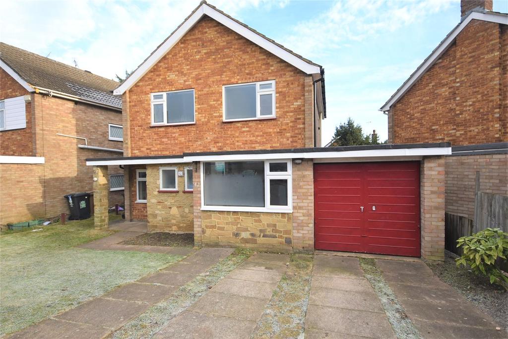 Rosslyn Crescent, Luton, Bedfordshire, LU3 4 bed detached house £