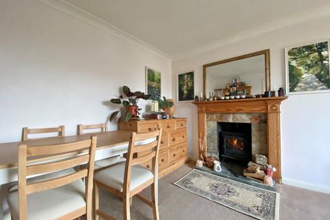 8 Ballards Crescent, West Yelland, Barnstaple, EX31 3EU