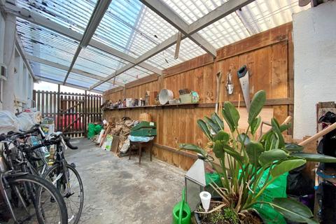 8 Ballards Crescent, West Yelland, Barnstaple, EX31 3EU