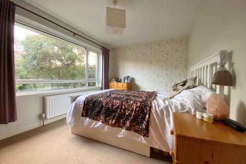 8 Ballards Crescent, West Yelland, Barnstaple, EX31 3EU